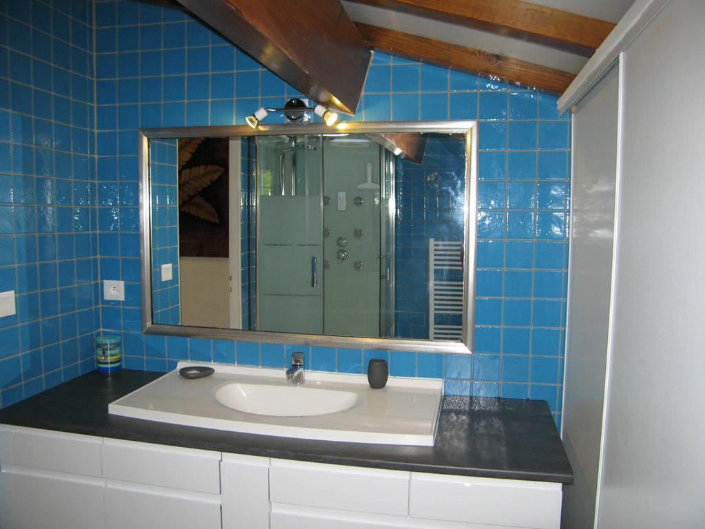 Faubourg St Jean Apartman Aubeterre-sur-Dronne Szoba fotó